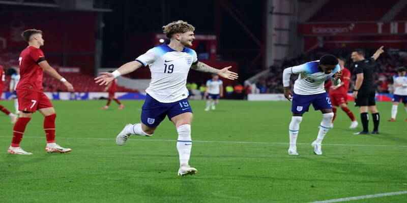 Nhận định chung về đội hình thi đấu của Serbia và Anh